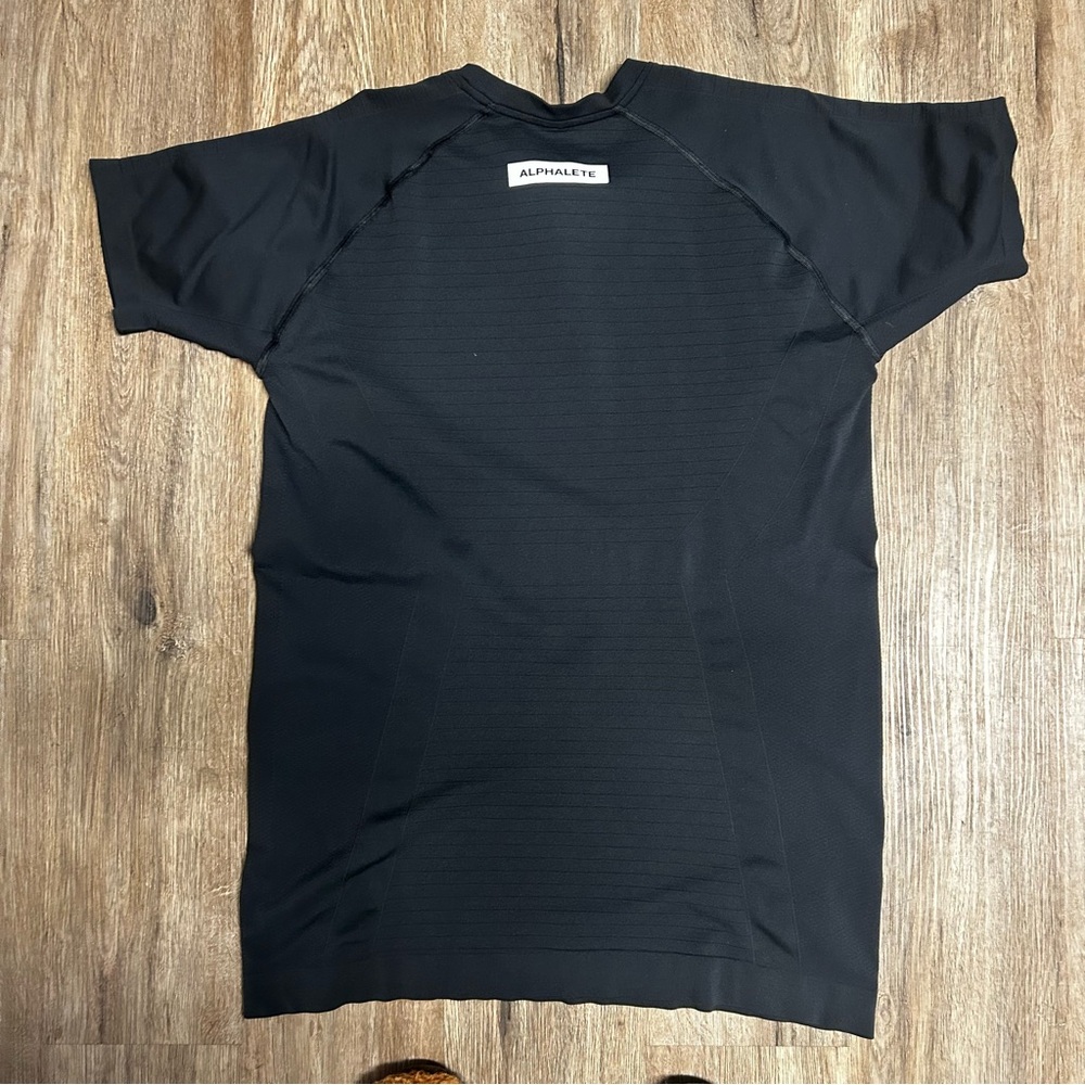 Alphalete short sleeve